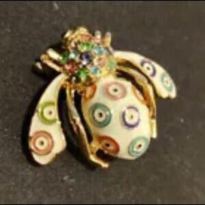 Joan Rivers Evil Eye Crystal Gold Tone Bee Pin **RARE**